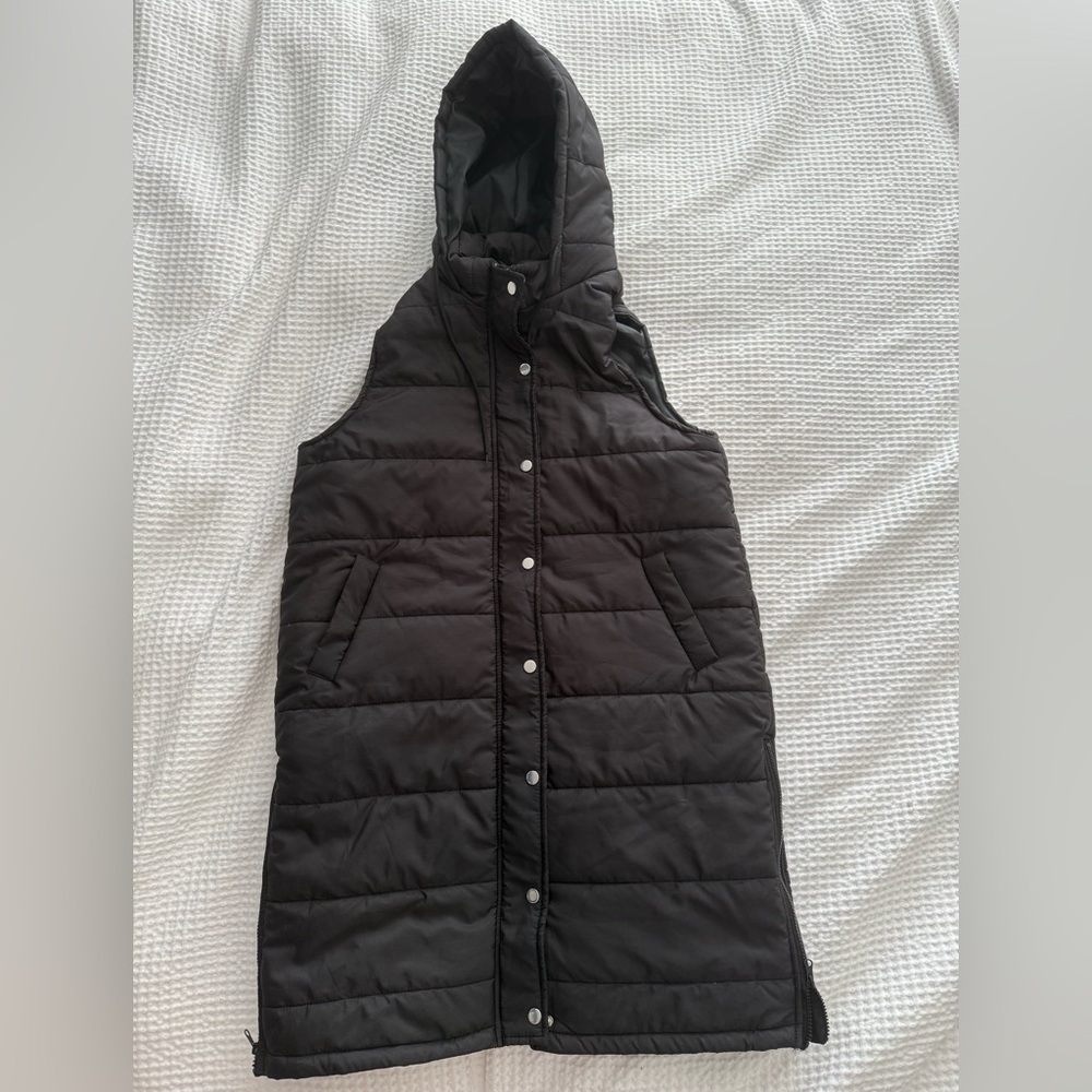 Black Hooded Puffer Vest
